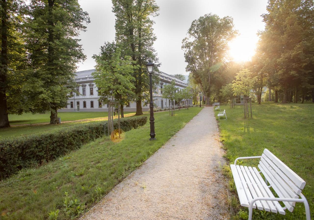 Hotel Gino Park Palace Považská Bystrica Esterno foto