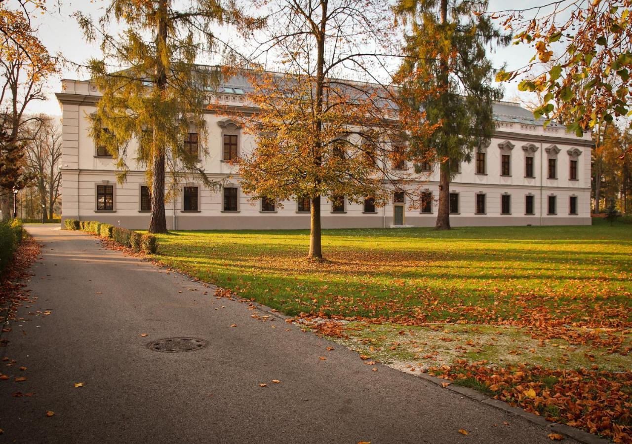 Hotel Gino Park Palace Považská Bystrica Esterno foto